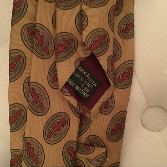 Beautiful Gucci men’s tie - Picture 1 of 4